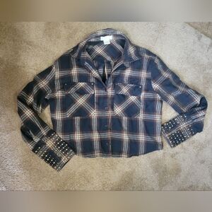 Plaid Button-Up Shirt with Studded Sleeves Juniors Loose Fit Crop Sz Med